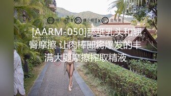  熟女阿姨在家爱爱 被眼镜男无套输出 还是热乎乎的精液射在逼里舒服