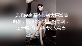 商场女厕全景偷拍黑衣少妇肥美的大鲍鱼细细的擦拭着小穴