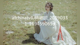 【顶级身材美女大战】跪在地上吸吮舔屌 ，极品美腿后入