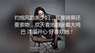 黑丝美女3P 你们两个好大 骚逼你的表情真的好骚 吃鸡舔逼 被两小伙轮流连续猛怼狂操 爽的不要不要的飞天了