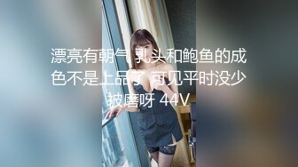 高颜值黑衣妹子啪啪骑乘抬腿侧入