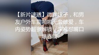 00后长发小美女独自在家自慰。把牙刷当肉棒舔