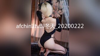  网约性感风衣外围女干过会所全套服务，抹上精油大白美乳背后摩擦